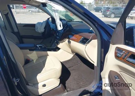 2018 Mercedes-Benz Gls 450 4Matic z USA, uszkodzony, nr VIN 4JGDF6EE0JB138808